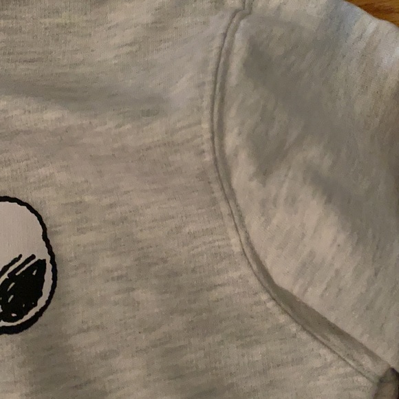 Peanuts Christmas Sweatshirt NWOT - Picture 3 of 8